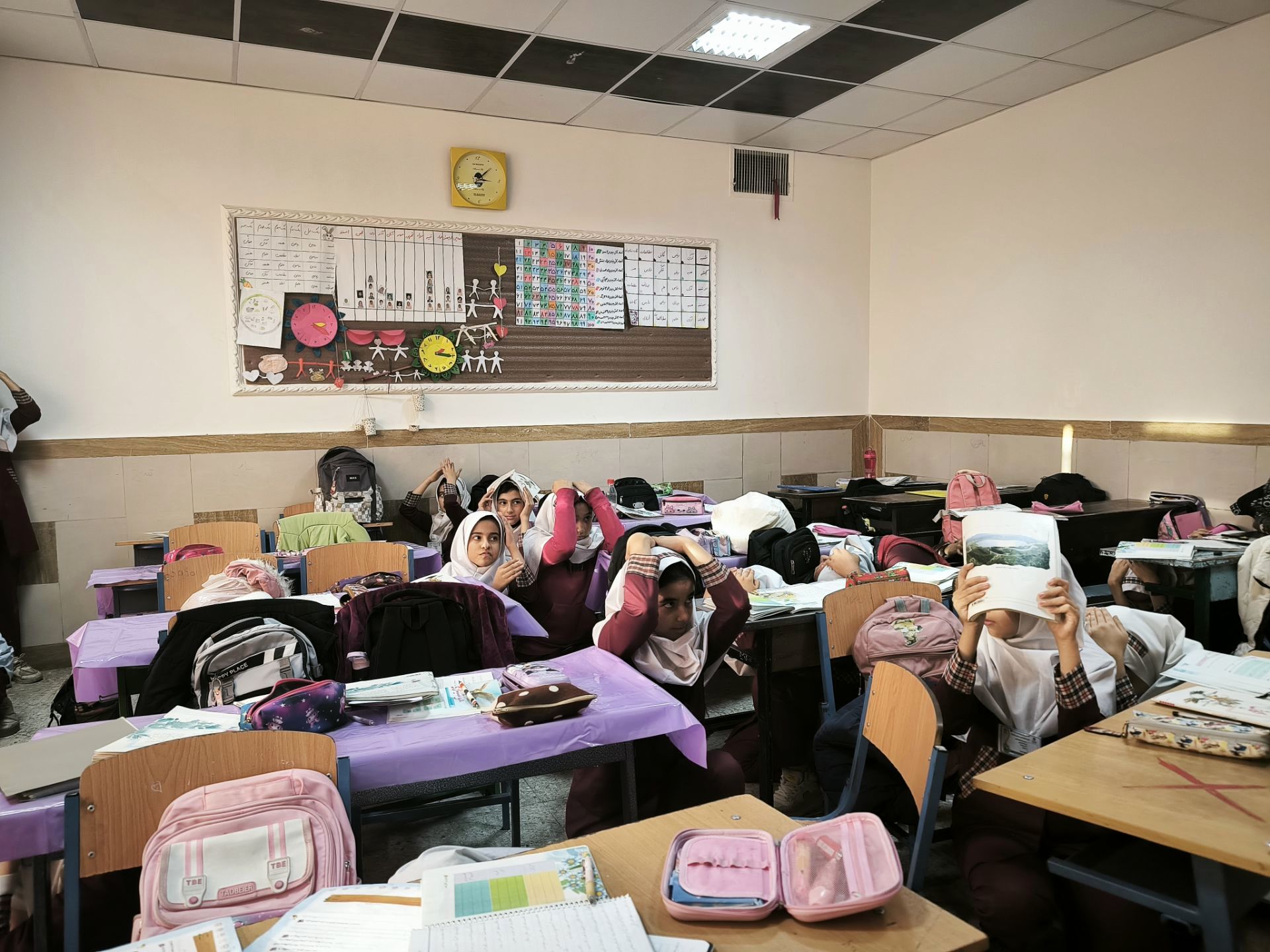 مانور زلزله در دبستان شطیطه۲