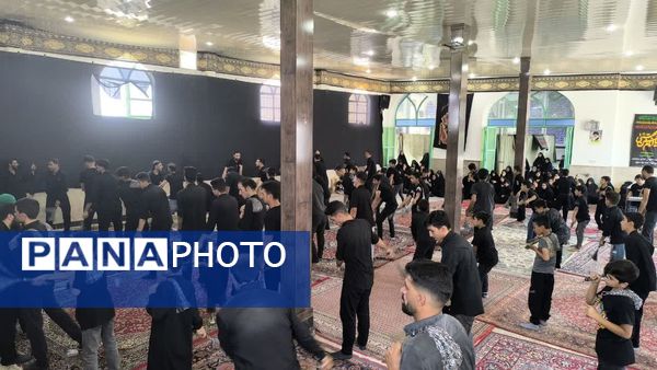 مراسم عزاداری و زنجیرزنی تاسوعای حسینی در شهر حسن آباد جرقویه علیا 
