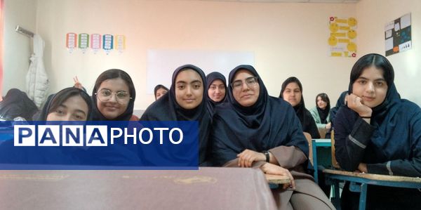 پرواز اندیشه‌ها در دبیرستان میرزا جعفر سروقد