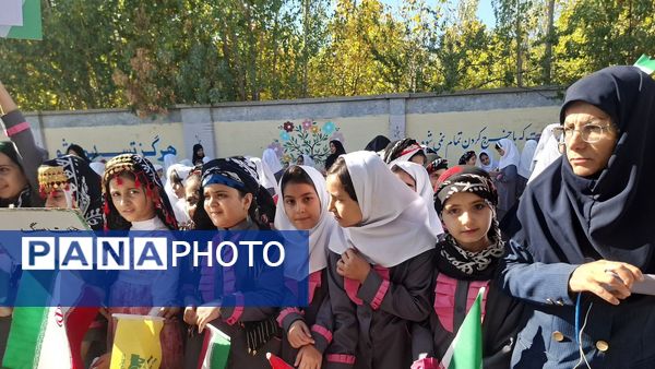  المپیاد ورزشی درون‌مدرسه‌ای در مدرسه شهید حدادی