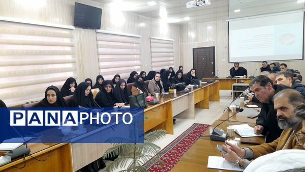 نشست مشترک معاونت پرورشی و فرهنگی آذربایجان شرقی با مدیران مدارس سراب 