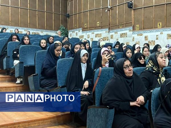 نشست گروه‌های برگزیده استانی رویداد بزرگ ملی «لیگ‌جت» در کانون فرهنگی و تربیتی شهید فهمیده کرج