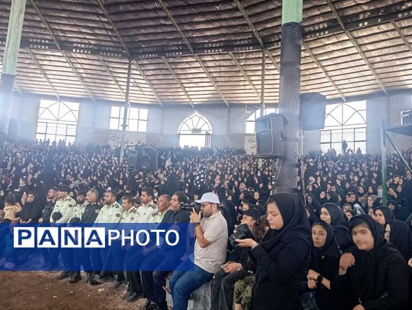 آیین سنتی شبیه خوانی اربعین حسینی در احمدآباد میانجلگه