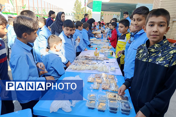 مهر را در جشن عاطفه‌ها غرق مهربانی کردند