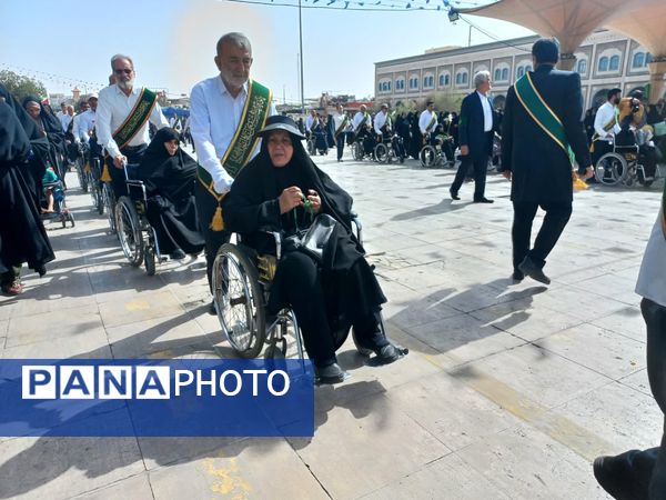 کاروان نمادین سالروز ورود حضرت معصومه(س) به قم 
