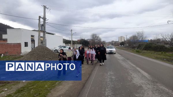 پیاده‌روی خانگی به‌مناسبت دهه فجر در گلوگاه