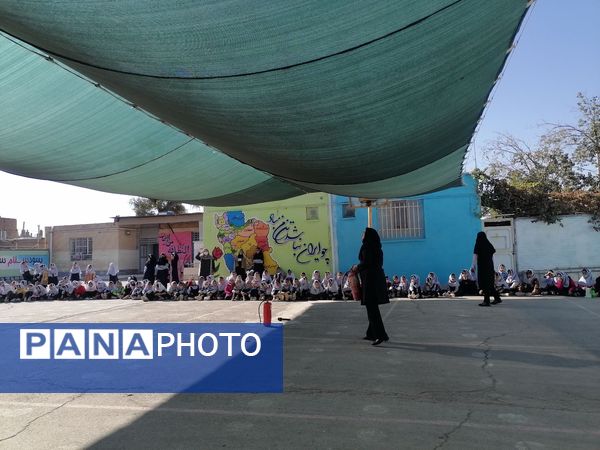 آموزش اطفاء حریق در مدرسه ناهید نخودی
