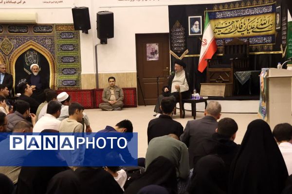 بدرقه معنوی ۷۰ پیشتاز گلستان به حج عمره در بیت‌الزهرا آیت‌الله نورمفیدی