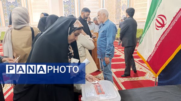  اولین جلسه انجمن اولیاء و مربیان دبیرستان پسرانه متوسطه اول عبدالحسین قفلی