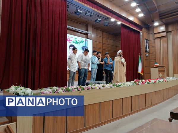 برگزاری مراسم طلیعه بندگی ، جشن تکلیف پسران ملاردی در اردوگاه شهید محمد منتظری