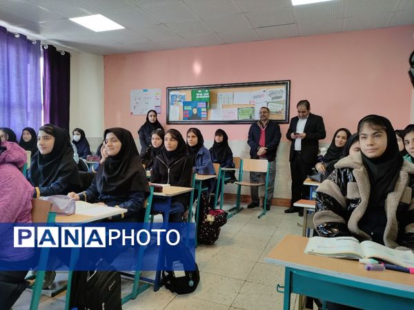 اداره یک روز مدرسه(طرح ایما) توسط دانش‌آموزان دبیرستان فرزانگان استعداد درخشان ملارد