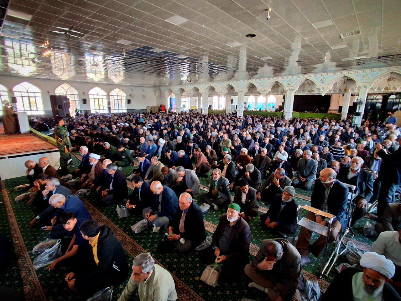 نماز عبادی سیاسی جمعه در شهرستان کاشمر 