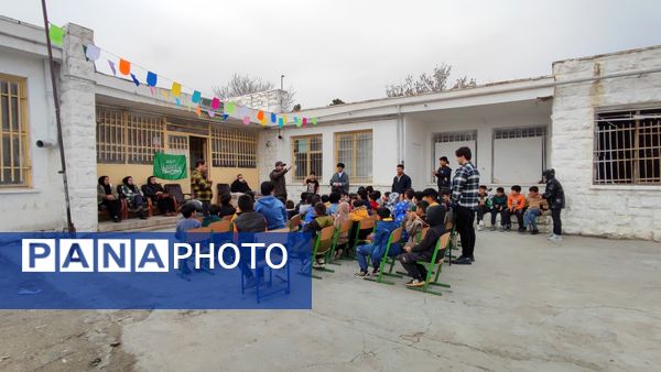 برگزاری جشن روز پدر به‌مناسبت ولادت حضرت علی(ع) در مدرسه ۱۲ فروردین کارخانه قند شیروان