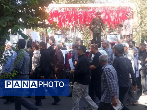 تشییع باشکوه پیکر شهدای مبارزه با اسرائیل در کاشان