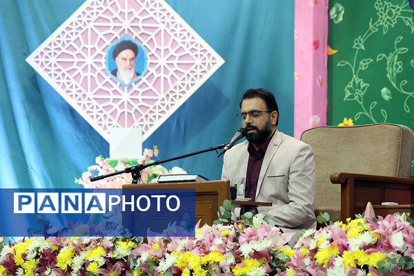 محفل قرآنی و جشن میلاد امام باقر(ع) در شب یلدای حرم حضرت معصومه(س)