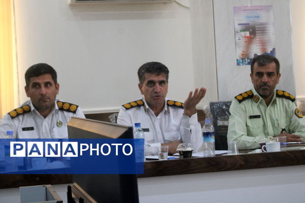 نشست خبری فرمانده انتظامی استان بوشهر با اصحاب رسانه 