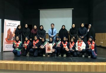 جلسه «خانواده آگاه؛ سپر محکم پیشگیری» در مدرسه هدی۱