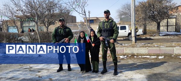 راهپیمایی ۲۲بهمن در روستای اسلام آباد شیروان