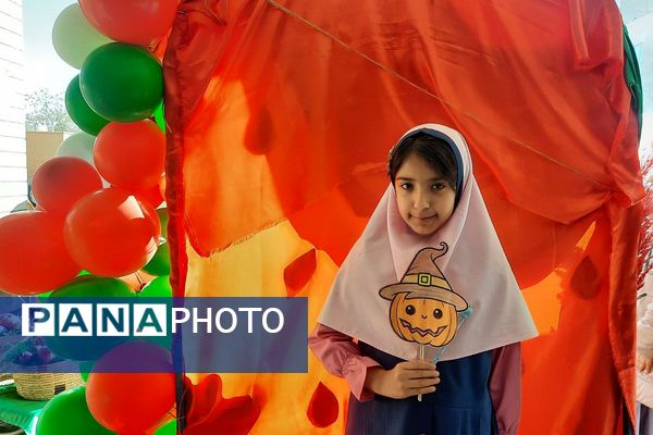 برگزاری مراسم جشن یلدا در مدرسه مهرآیین و مدرسه مریم بهارستان۲