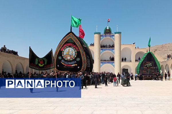  جلوه‌هایی از عزاداری مردم بنادکوک در روز شهادت امام رضا(ع)