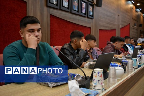 بدرقه دانش‌آموزان عمره‌گزار شهرستان‌های استان تهران