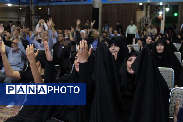 دومین یادواره 28 شهید نوجوان و جوان یزدی در جبهه شمال غرب 