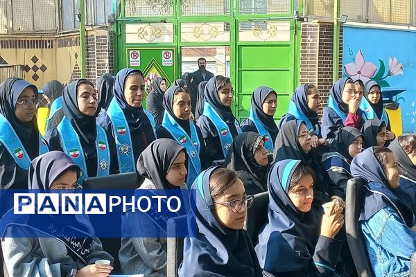 آیین نواختن زنگ پژوهش در ناحیه دو شهرری 