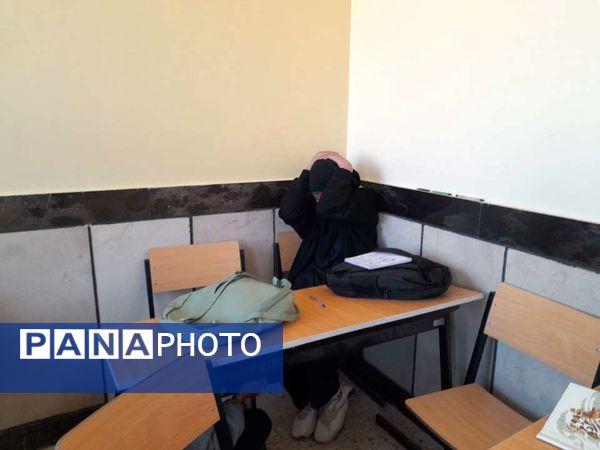 مانور زلزله در دبیرستان مادرمهربان خلیل آباد