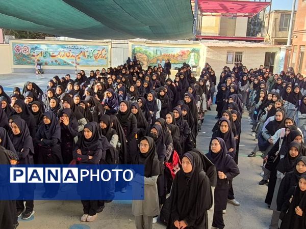 تشکیل انجمن اولیا و مربیان در دبیرستان حسن زاده اصفهانی 