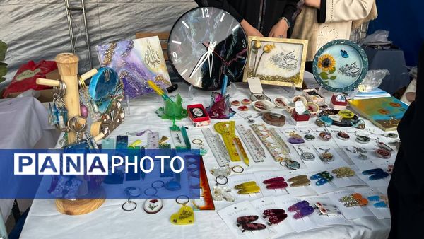 نمایشگاه «شکوه هجرت» و «طلایه داران اقتصاد ملی»