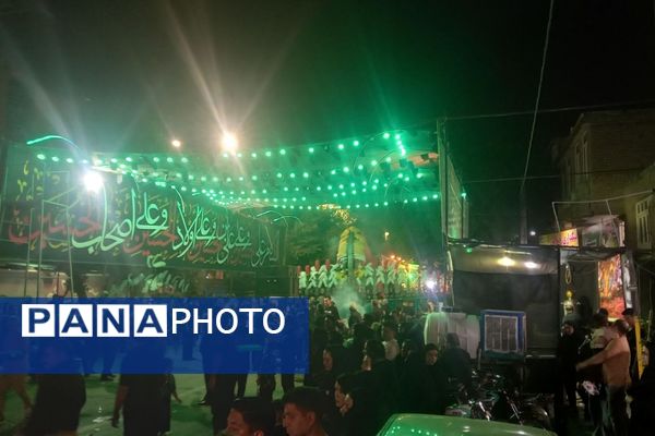 دسته عزاداری حضرت علی‌اکبر(ع) در شب هشتم محرم در پیشوا