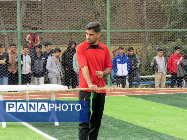 مسابقات طناب کشی شهید پارسا منصور در دبیرستان شاهد ابوذر غفاری 
