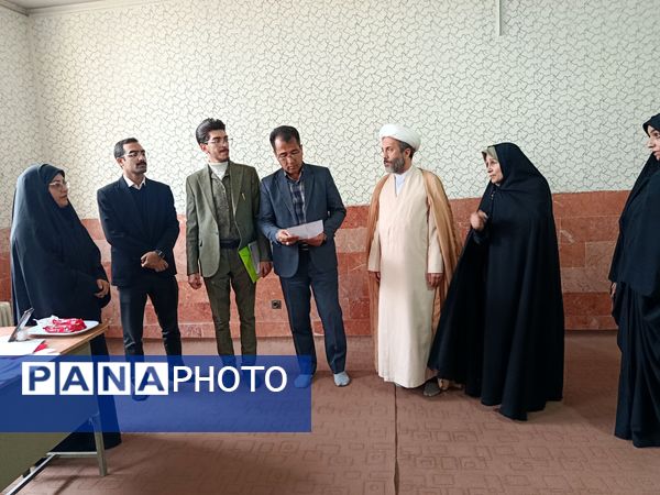 مرحله منطقه‌ای مسابقات قرآن و عترت دانش‌آموزان متوسطه اول و دوم در رضویه