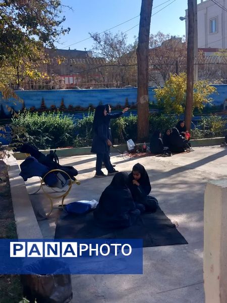 انتخابات شورای دانش آموزی در دبیرستان دخترانه فرهیختگان 