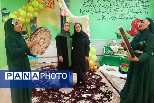 جشن قرآن در دبستان راهیان نور ناحیه 2 شهرری 