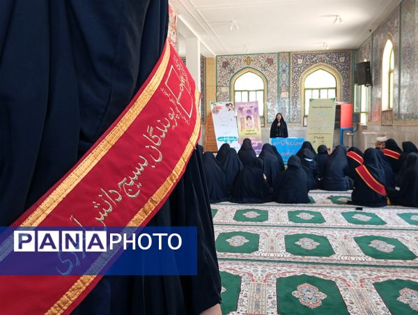 اردوی یک روزه دانش‌آموزان بسیجی همراه با ساخت موشک‌های استکبارستیزی 