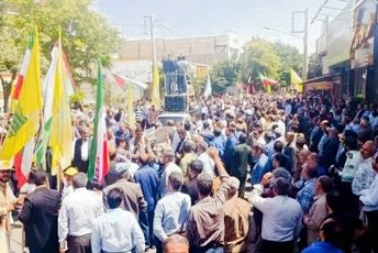 مردم شهرستان تاکستان در جمعه خشم و نصر دلاورانه به میدان آمدند