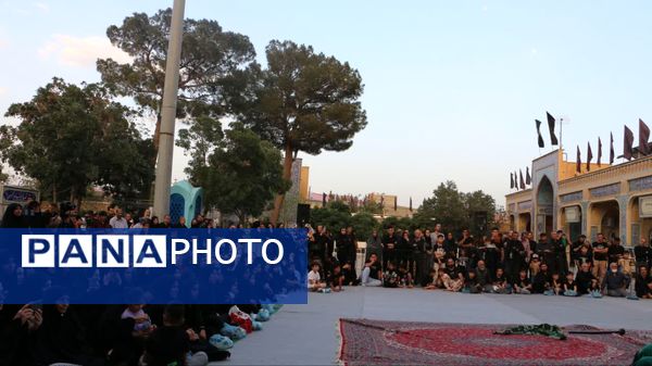 اجرای تئاتر گروه هنری موعود در آستان مقدس امامزاده بی‌بی‌سکینه صفادشت