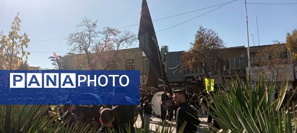 مراسم عزاداری شهادت حضرت فاطمه زهرا (س) در خیابان های نیشابور