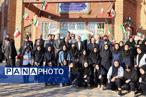 آیین افتتاح دبیرستان دخترانه ۱۲ کلاسه حضرت صدیقه طاهره (س) در اردبیل