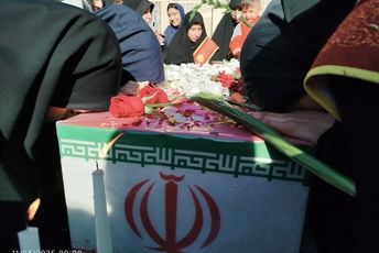 هنرستان فدک میزبان شهید گمنام 