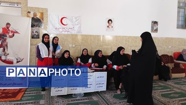 میز خدمت مسئولان در نماز جمعه شهر وردنجان