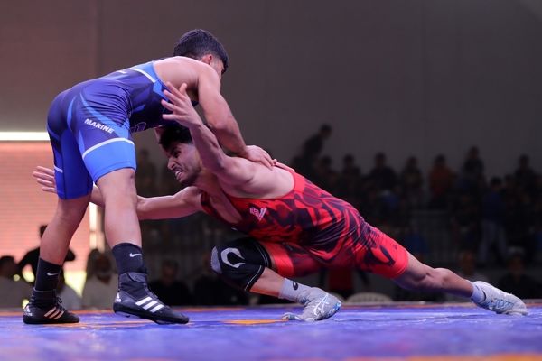 شکست ستارگان ساری در هفته اول لیگ برتر کشتی آزاد کشور