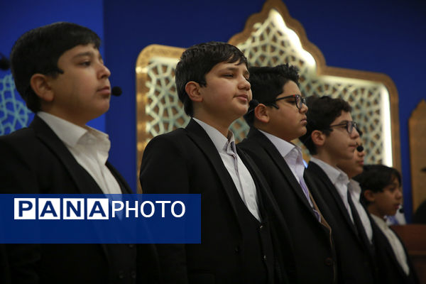 مراسم جشن ازدواج به‌مناسبت نیمه شعبان در مسجد جمکران