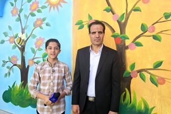 زنگ نمادین در مدارس و دبیرستان های اصفهان زده شد