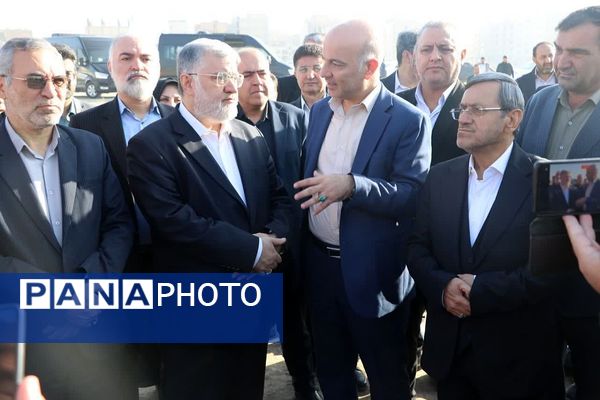 وعده قشقاوی به تحقق رسید، خشت‌گذاری دو مدرسه ۱۵ کلاسه دخترانه در حصارک پایین