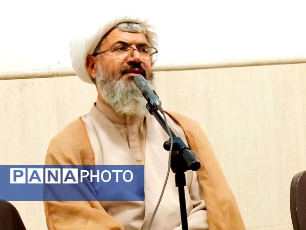 اعضای انجمن اسلامی با امام جمعه کاشمر دیدار کردند