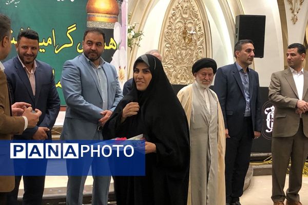 مراسم تقدیر از فرهنگیان نمونه در ناحیه 2 شهرری 