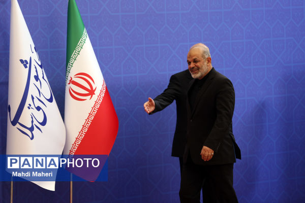 ورود مهمانان مراسم تحلیف رئیس‌جمهوری به مجلس شورای اسلامی 