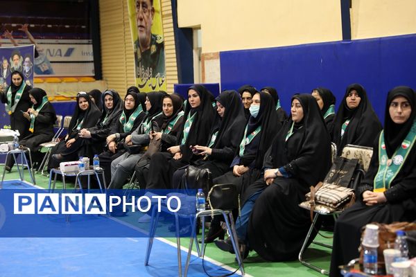 جشن سپاس معلم و سالروز تاسیس سازمان دانش‌آموزی در آذربایجان غربی